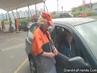 Gas station garry mama fucked in the ýurt